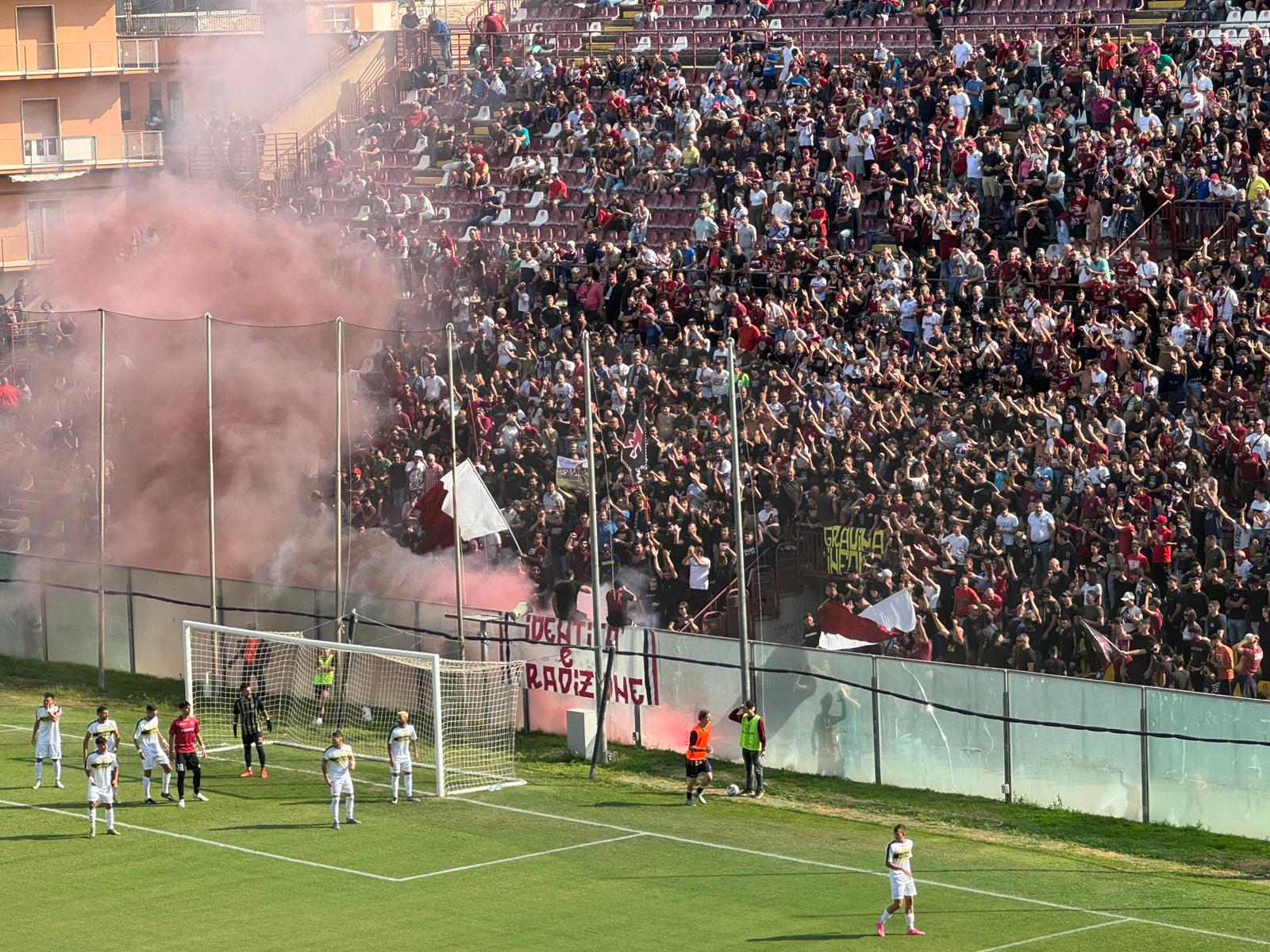 reggina curva